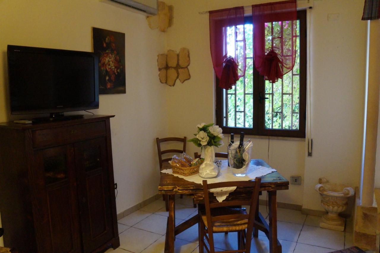 Antonella Home Brindisi Bagian luar foto